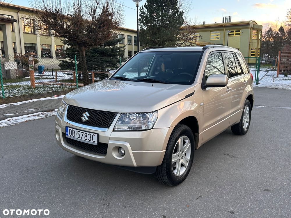 Suzuki Grand Vitara 2.0 Comfort Family