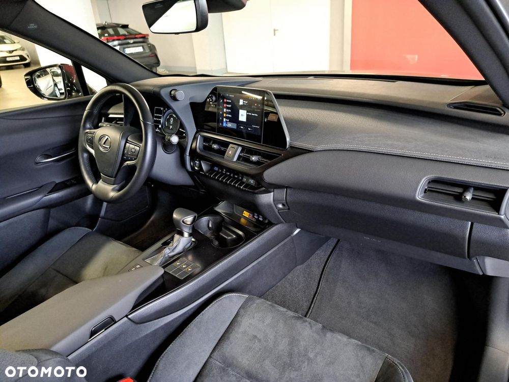 Lexus UX 250h GPF Business 2WD - 14