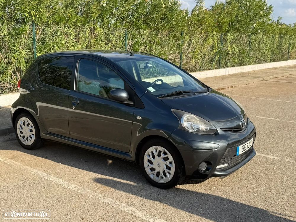 Toyota Aygo Standard - 4