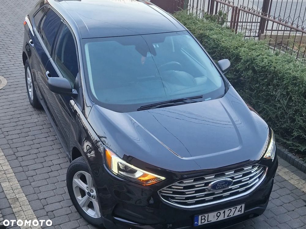 Ford Edge - 2