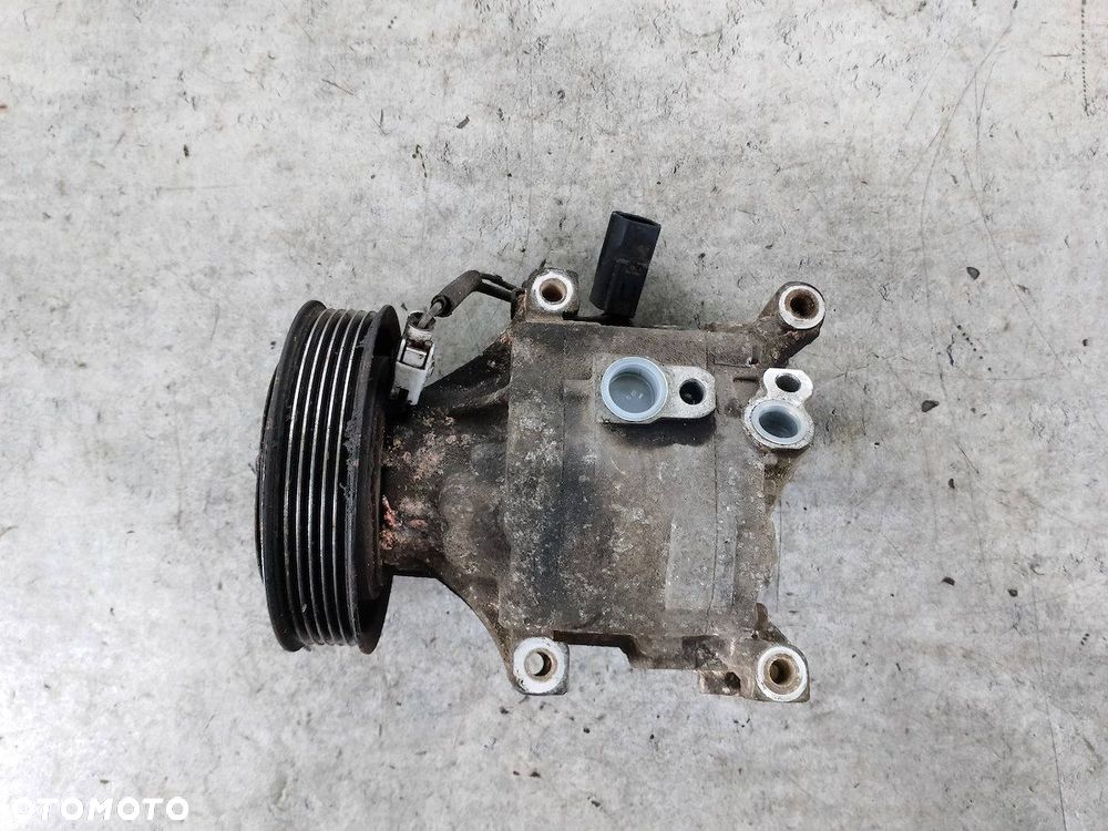POMPA, SPRĘŻARKA KLIMATYZACJI TOYOTA COROLLA IX E12 447260-7961 DENSO 1.4 D - 7