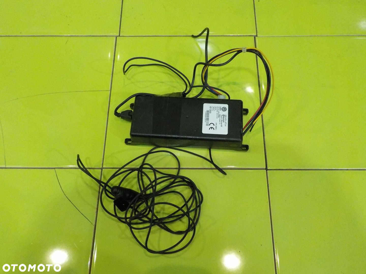 VW PASSAT B6 2.0 TDI 10r modul bluetooth 000051473A - 2