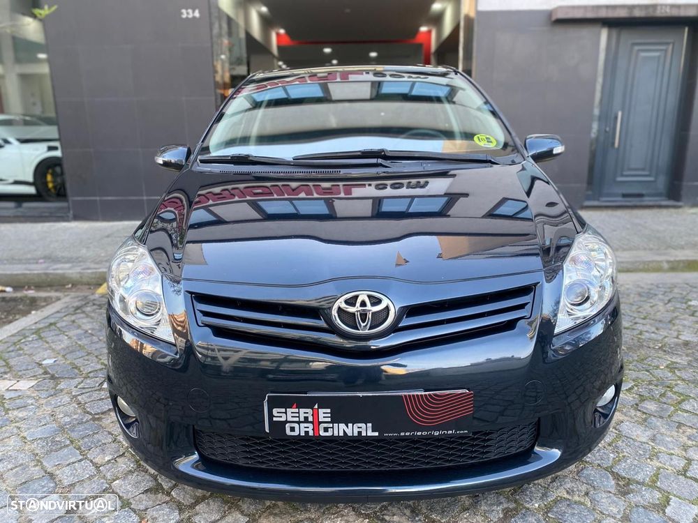 Toyota Auris 1.4 D-4D - 4