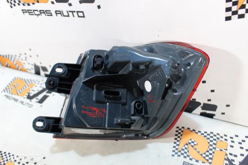 Farolim Esquerdo Bmw 3 (F30, F80)  7369117  / 7 369 117 / Esquerdo Do - 7