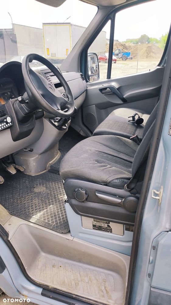 Mercedes-Benz Sprinter - 5