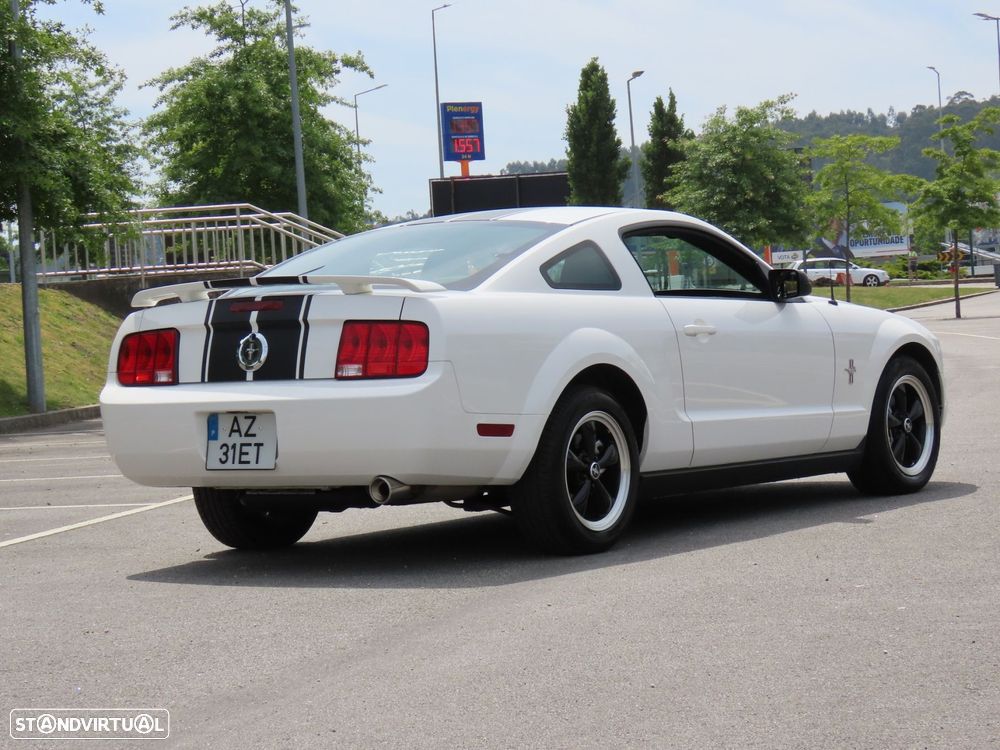 Ford Mustang - 13