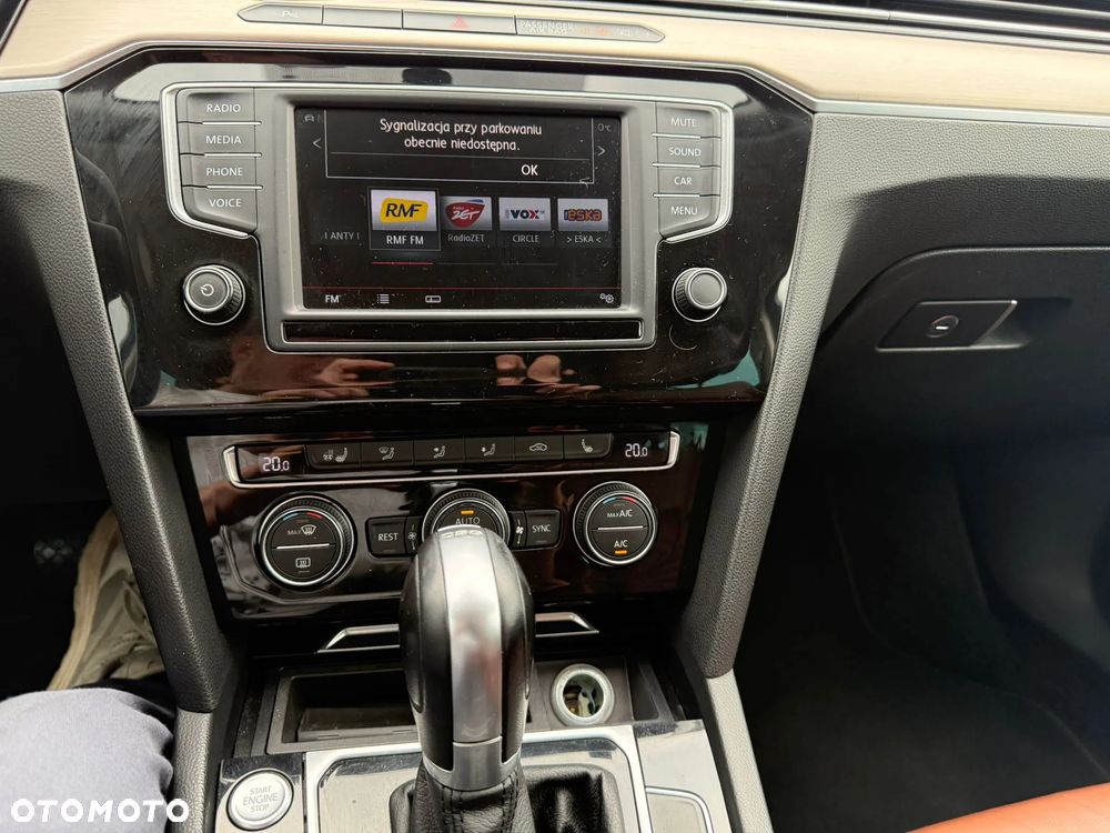 Volkswagen Passat 2.0 TDI BMT Highline DSG - 10