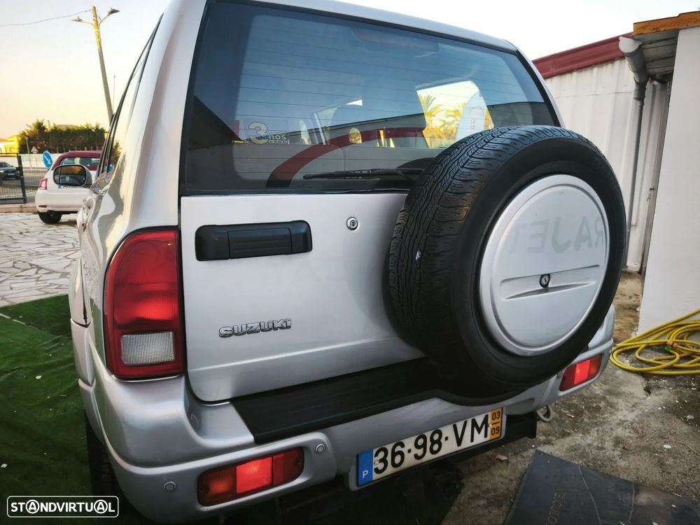 Suzuki Grand Vitara XL-7 2.0 HDi - 26
