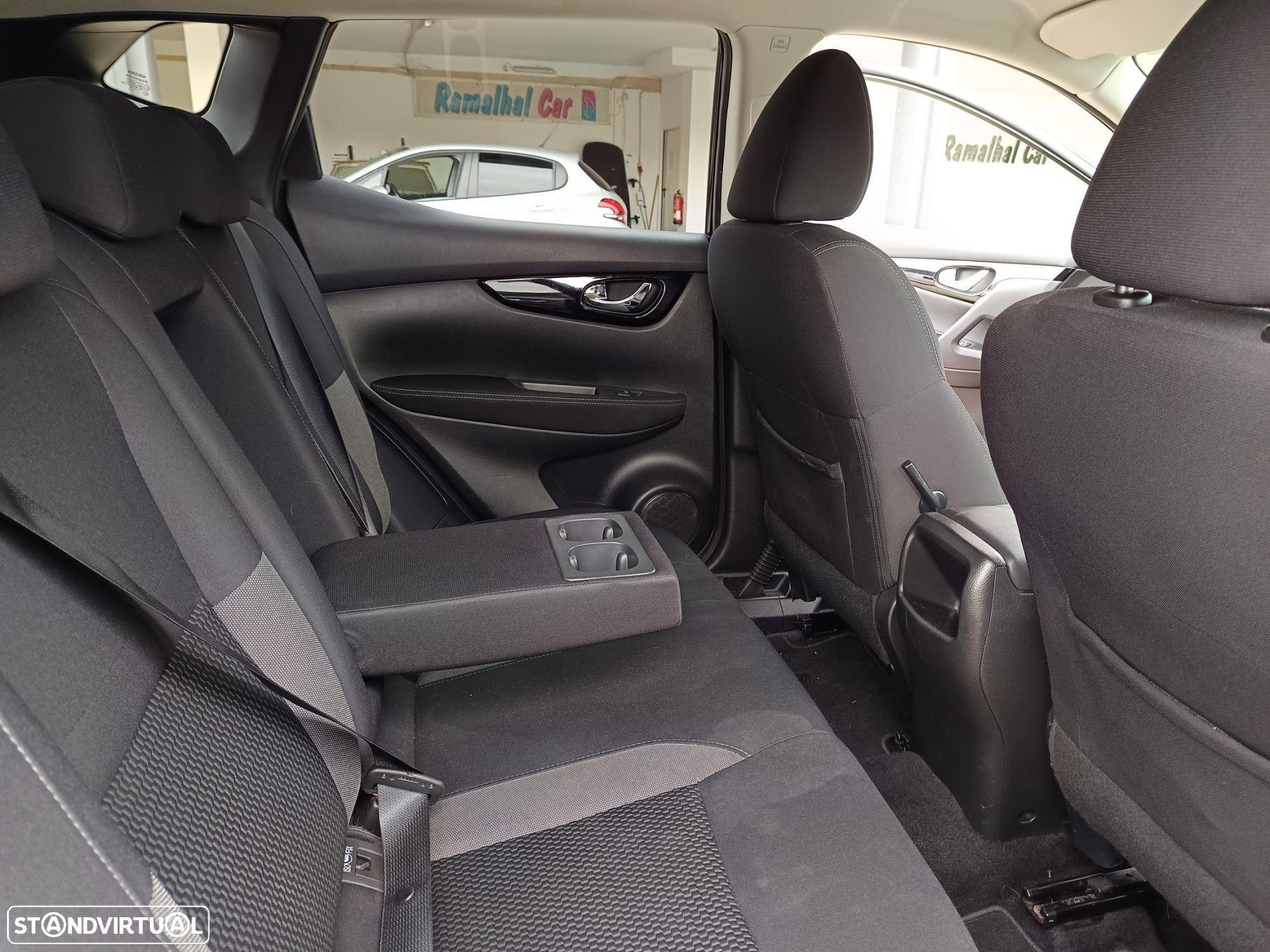 Nissan Qashqai 1.5 dCi N-Style DCT - 31