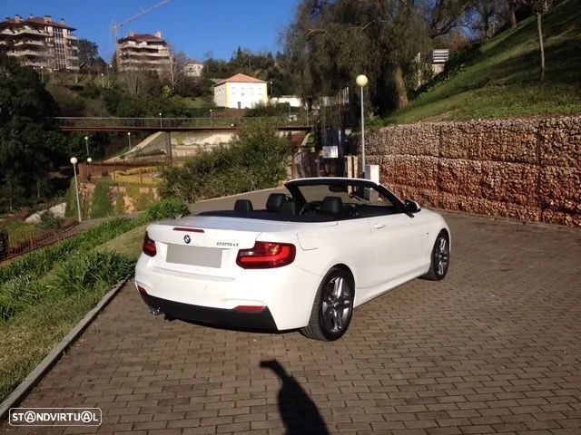 BMW 225 d Cabrio Pack M Auto - 3