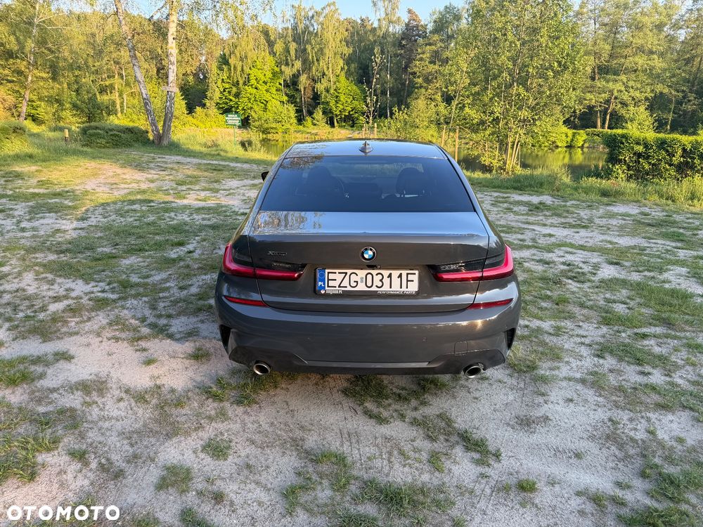 BMW Seria 3 320d xDrive M Sport Shadow - 6