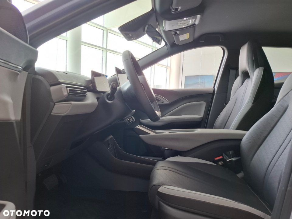 BYD Dolphin Surf - 9