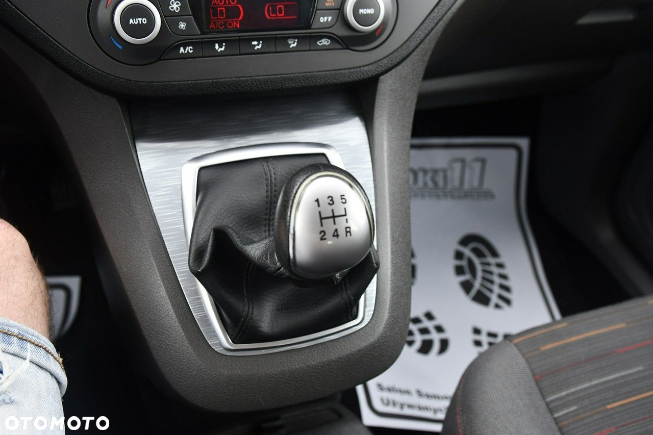 Ford C-MAX - 22