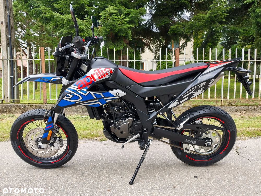 Aprilia SX - 9