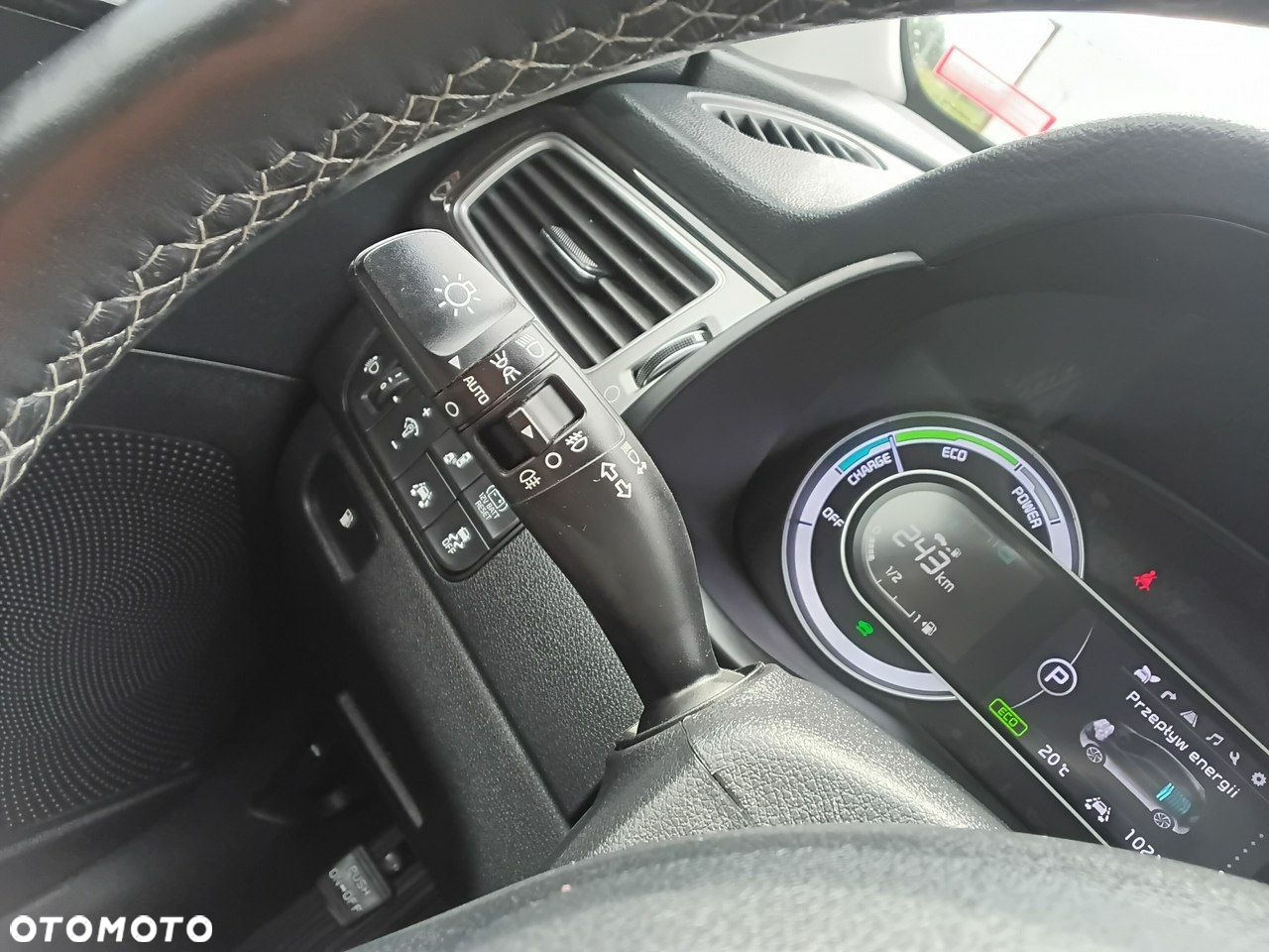 Kia Niro 1.6 GDI Hybrid Business Line - 26