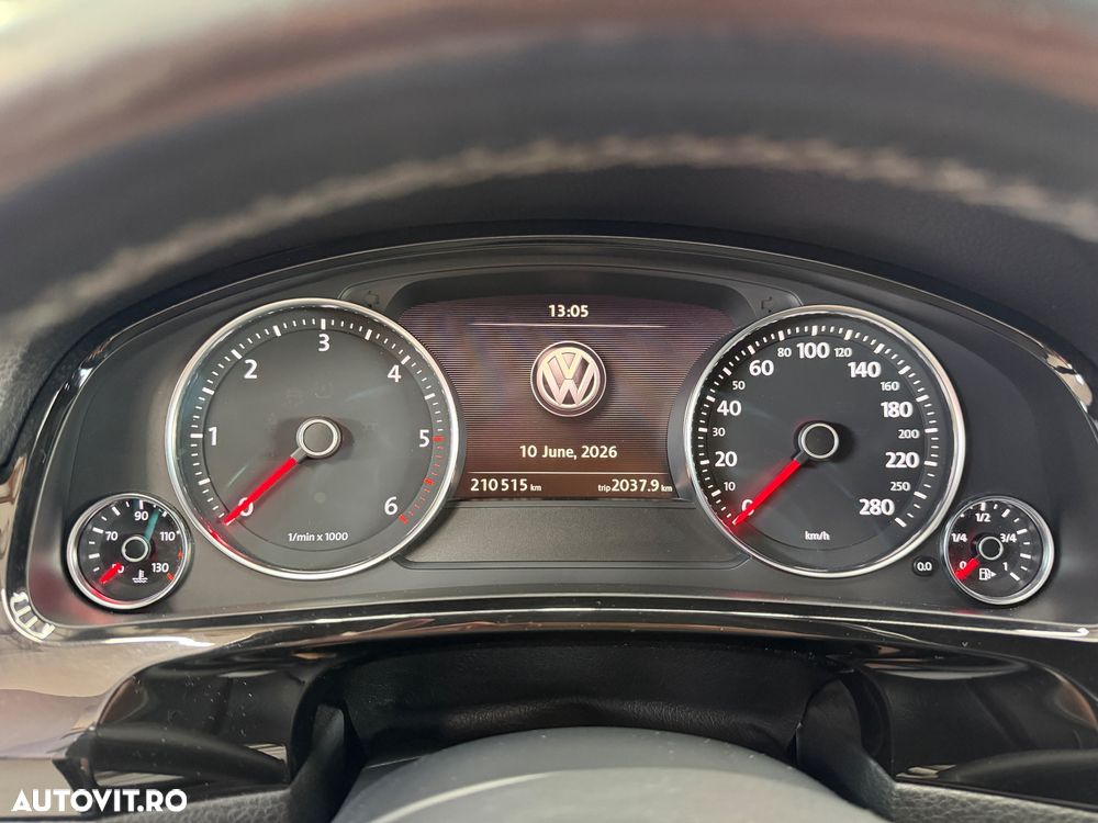 Volkswagen Touareg 3.0 V6 TDI SCR Blue Motion DPF Automatik - 12