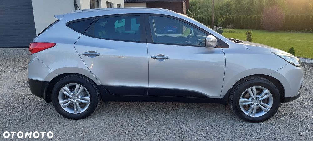 Hyundai ix35 2.0 CRDi 4WD Premium - 4