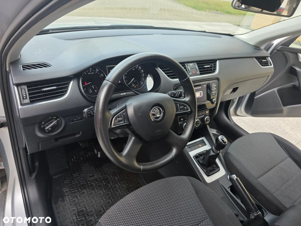 Skoda Octavia 1.4 TSI Edition - 22