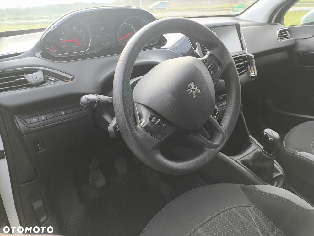 Peugeot 208 PureTech 82 Active - 5