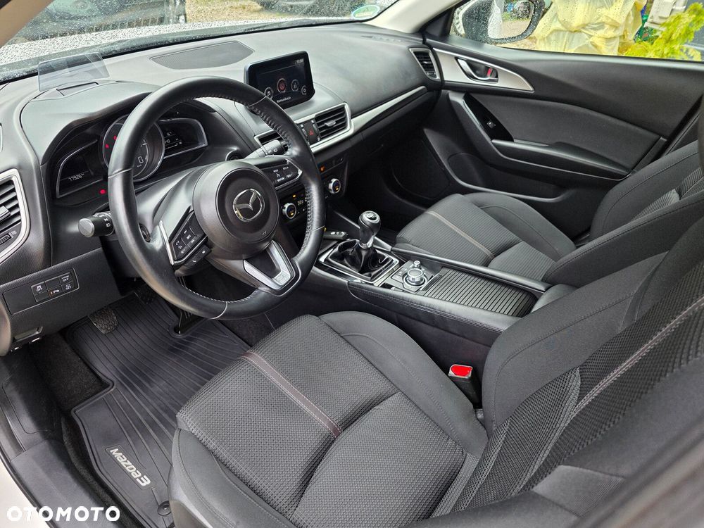 Mazda 3 - 10