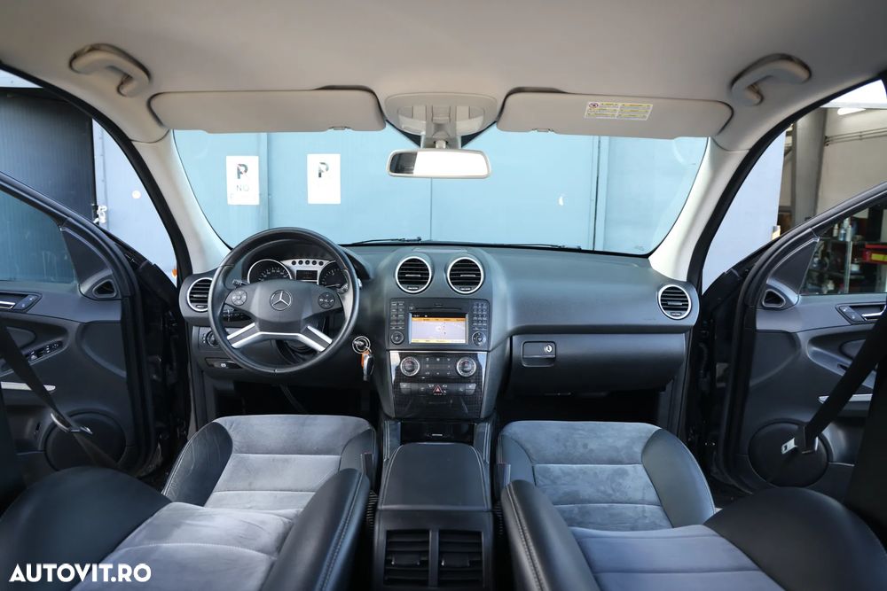 Mercedes-Benz ML - 12