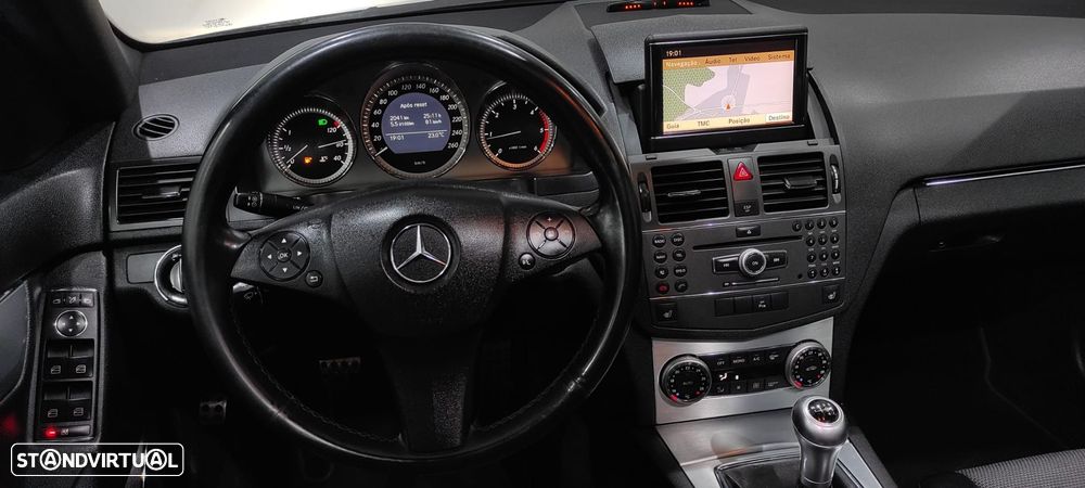 Mercedes-Benz C 220 CDi Avantgarde BlueEfficiency - 27