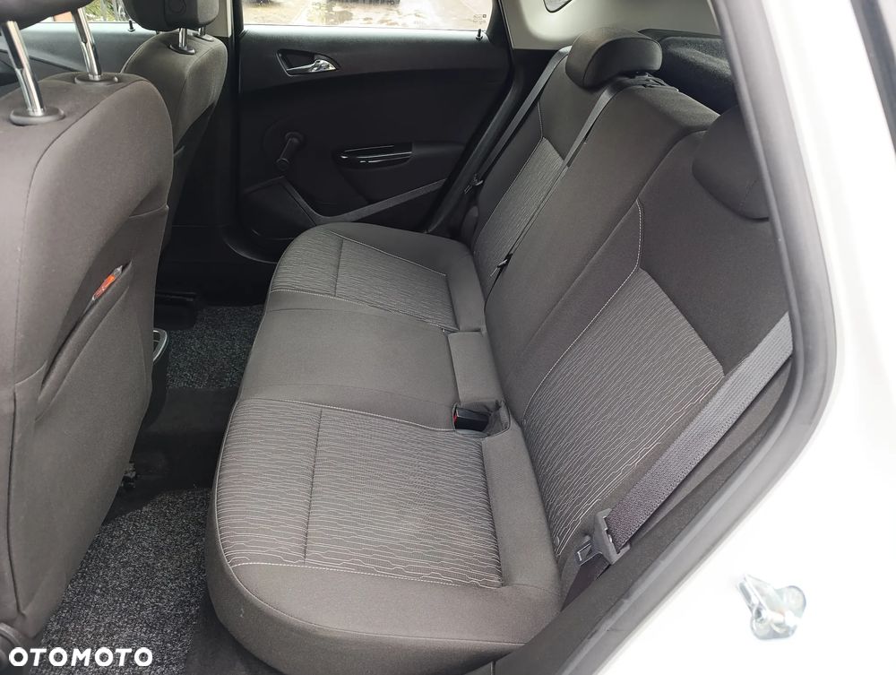 Opel Astra 1.4 Selection - 7