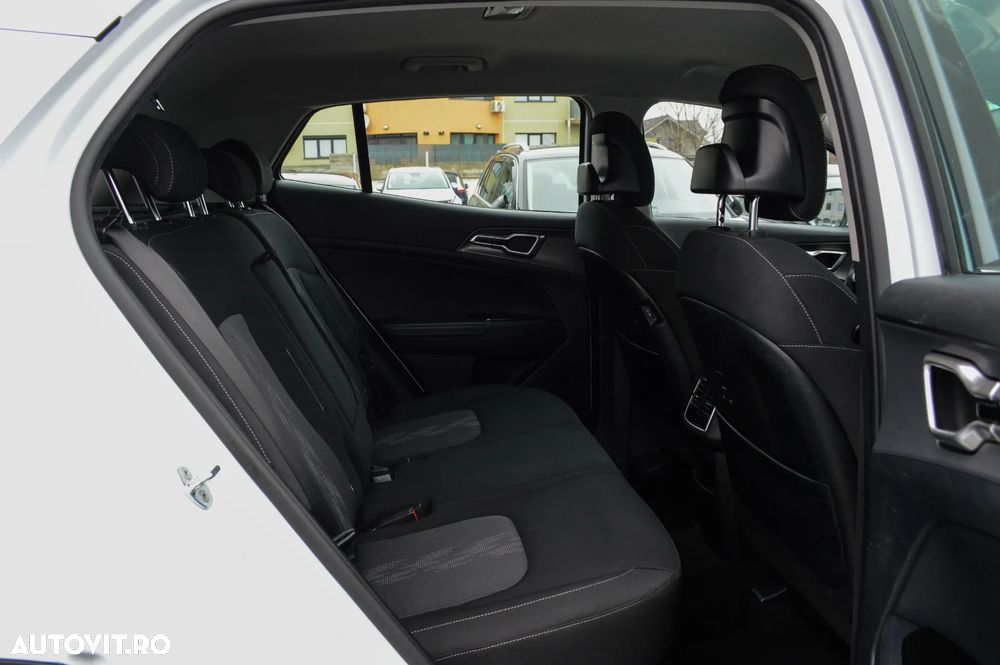 Kia Sportage 1.6T-GDI 2WD Aut. Spirit - 23