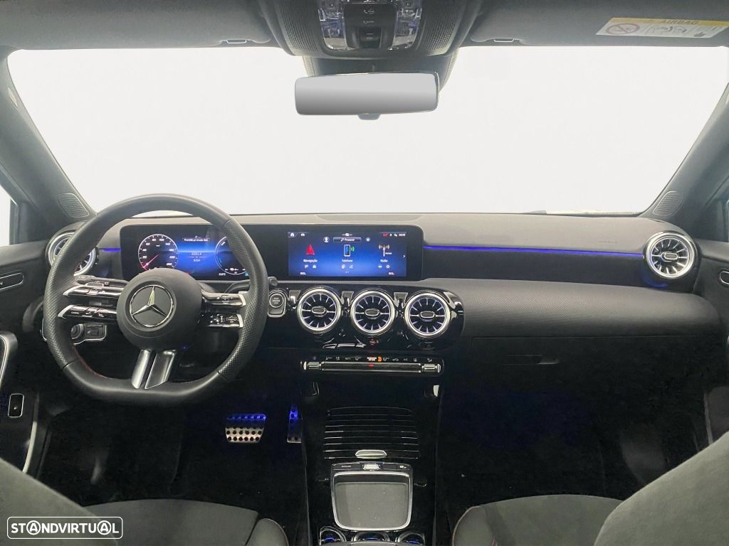 Mercedes-Benz A 250 e - 11