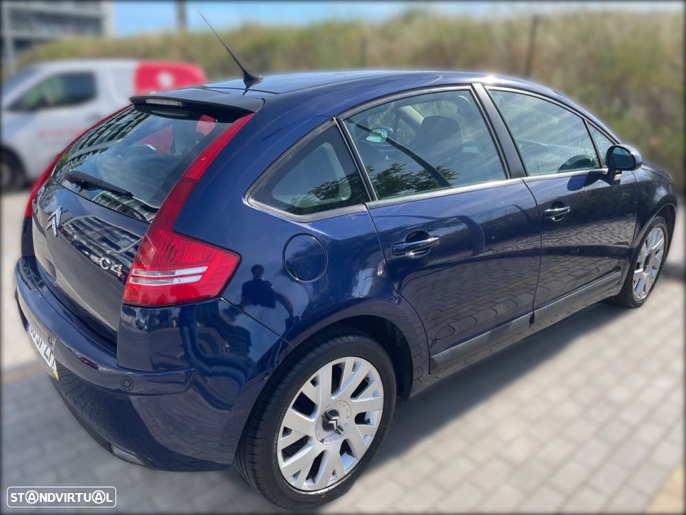 Citroën C4 1.6 HDi 110 VTR Pack - 2