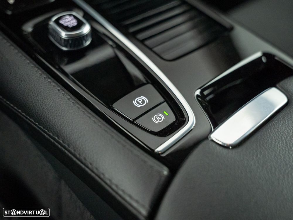 Volvo V60 2.0 T6 AWD TE Inscription Expression - 29