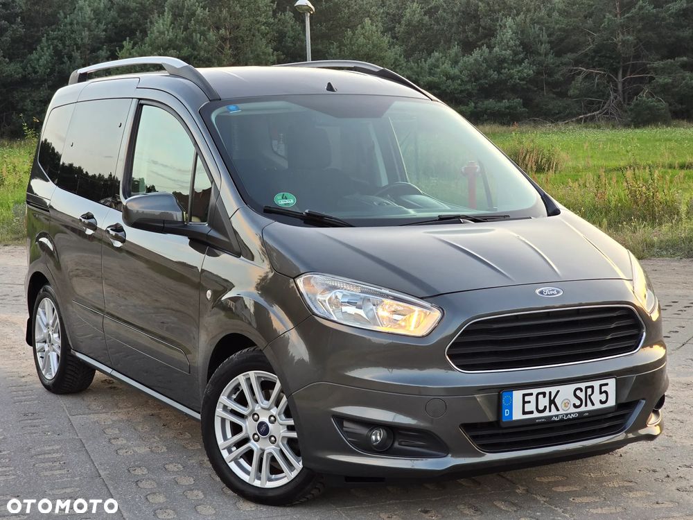 Ford Tourneo Courier 1.0 EcoBoost Titanium - 2