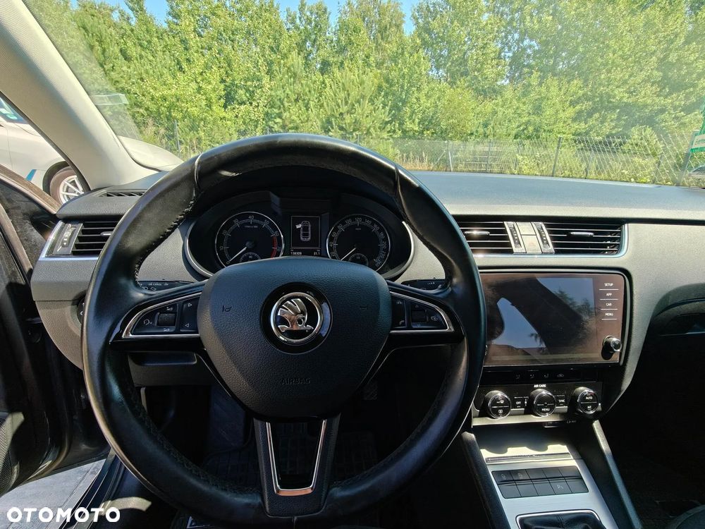 Skoda Octavia 1.4 TSI Ambition - 8