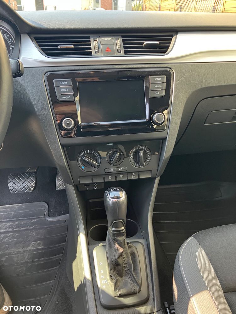 Skoda RAPID 1.4 TSI Ambition DSG - 5