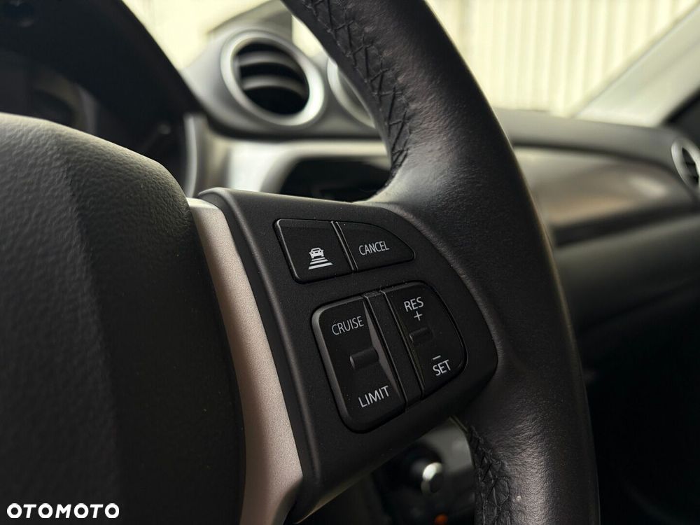 Suzuki Vitara 1.4 Boosterjet SHVS Premium 2WD - 26