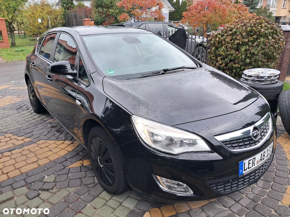 Opel Astra 1.4 Turbo Design Edition - 5