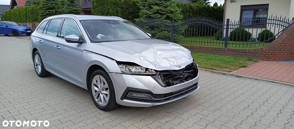 Skoda Octavia Combi 2.0 TDI DSG Exclusive Plus - 7