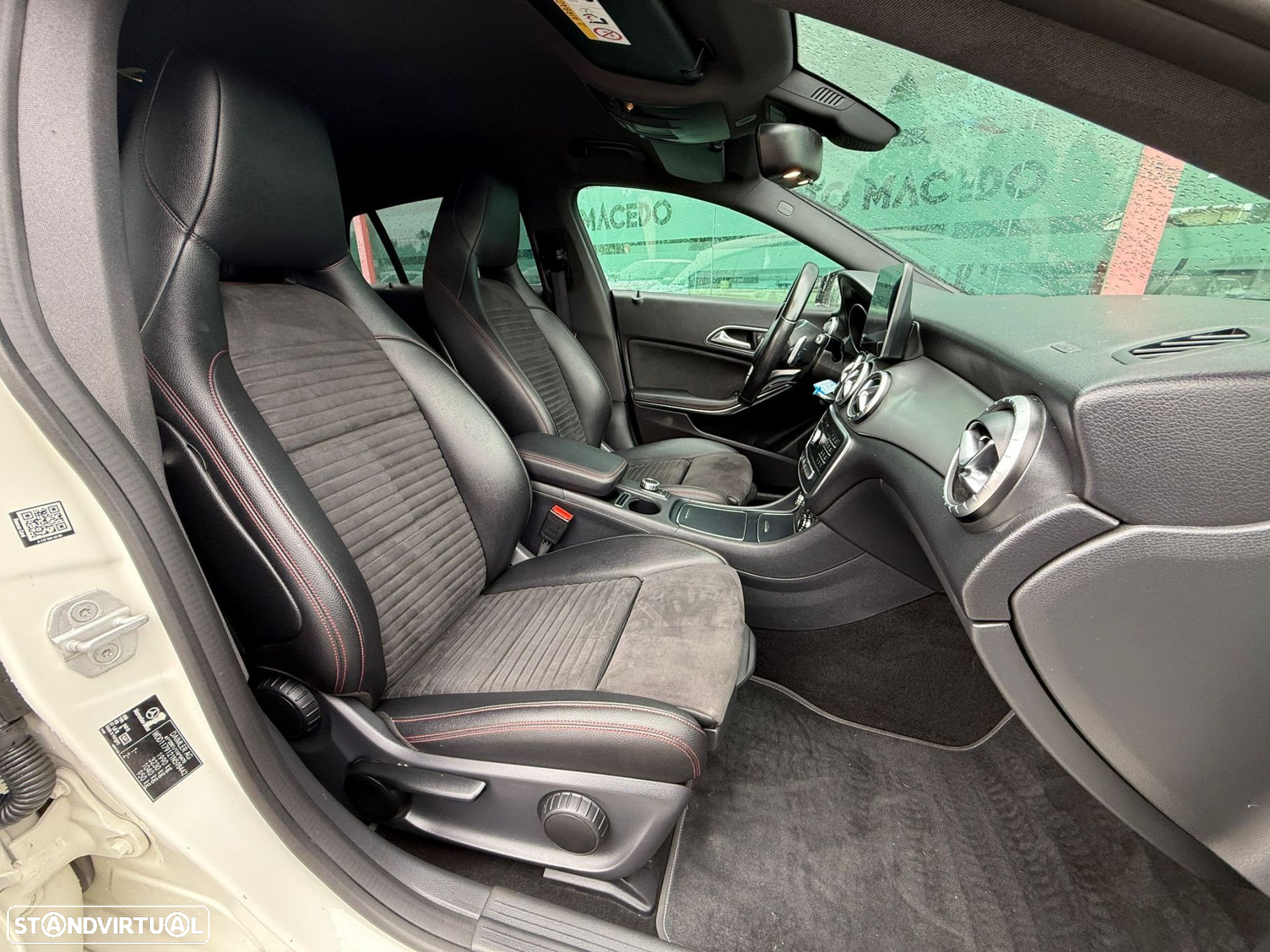 Mercedes-Benz CLA 180 d Shooting Brake AMG Line Aut. - 17