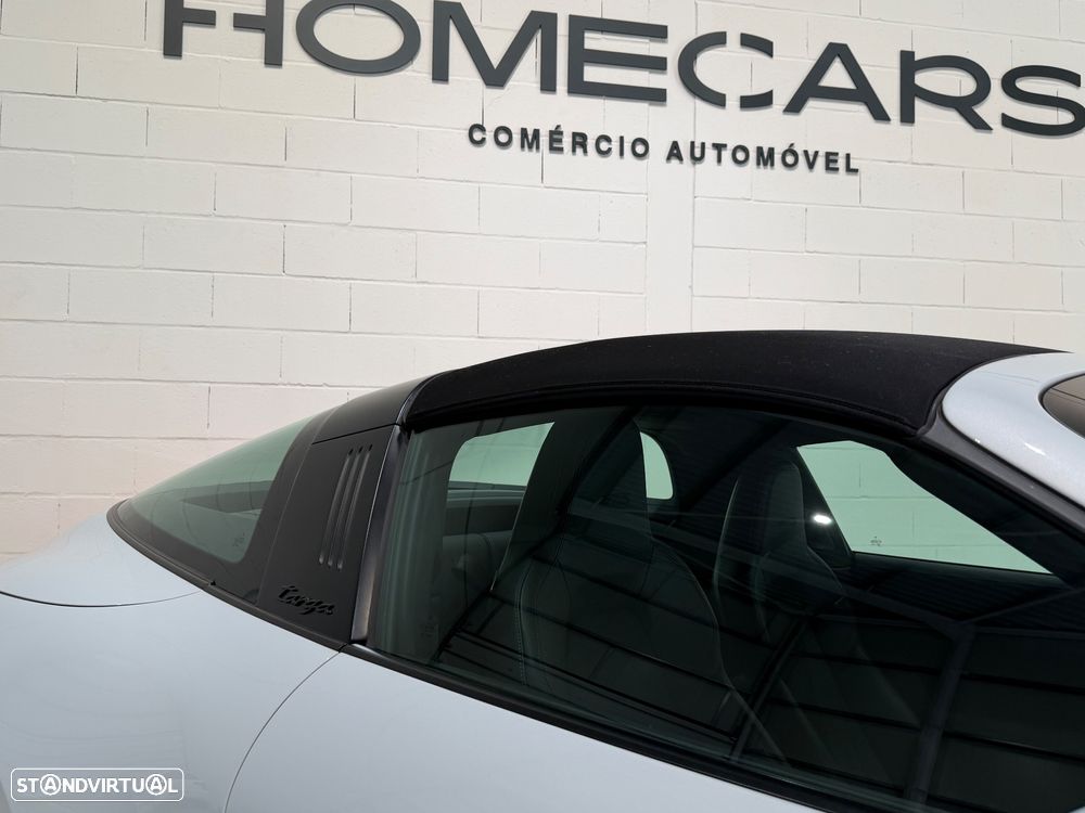 Porsche 911 (992) Targa 4 GTS PDK - 29