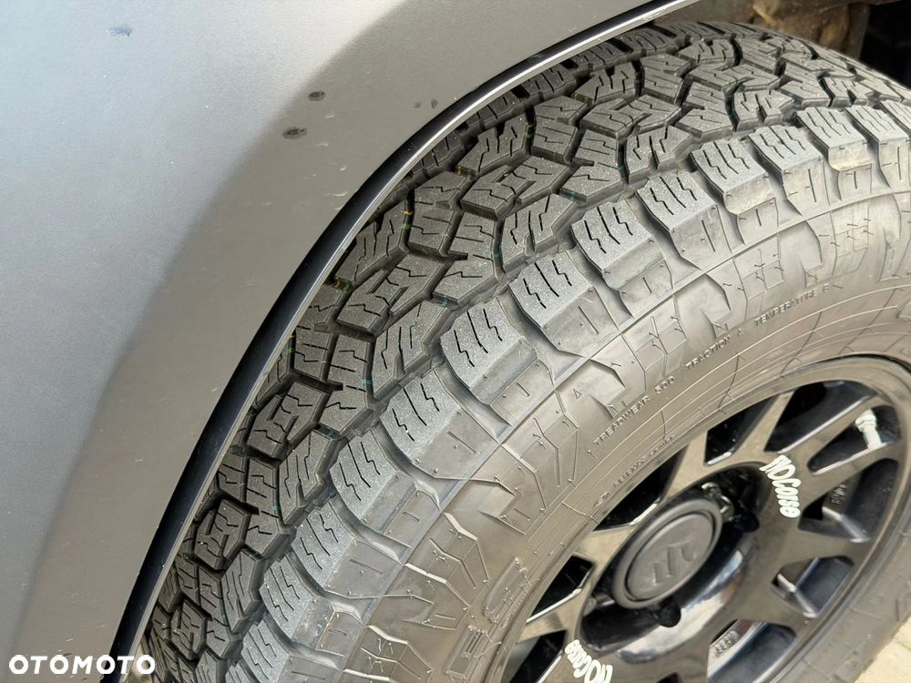 Suzuki Jimny - 13