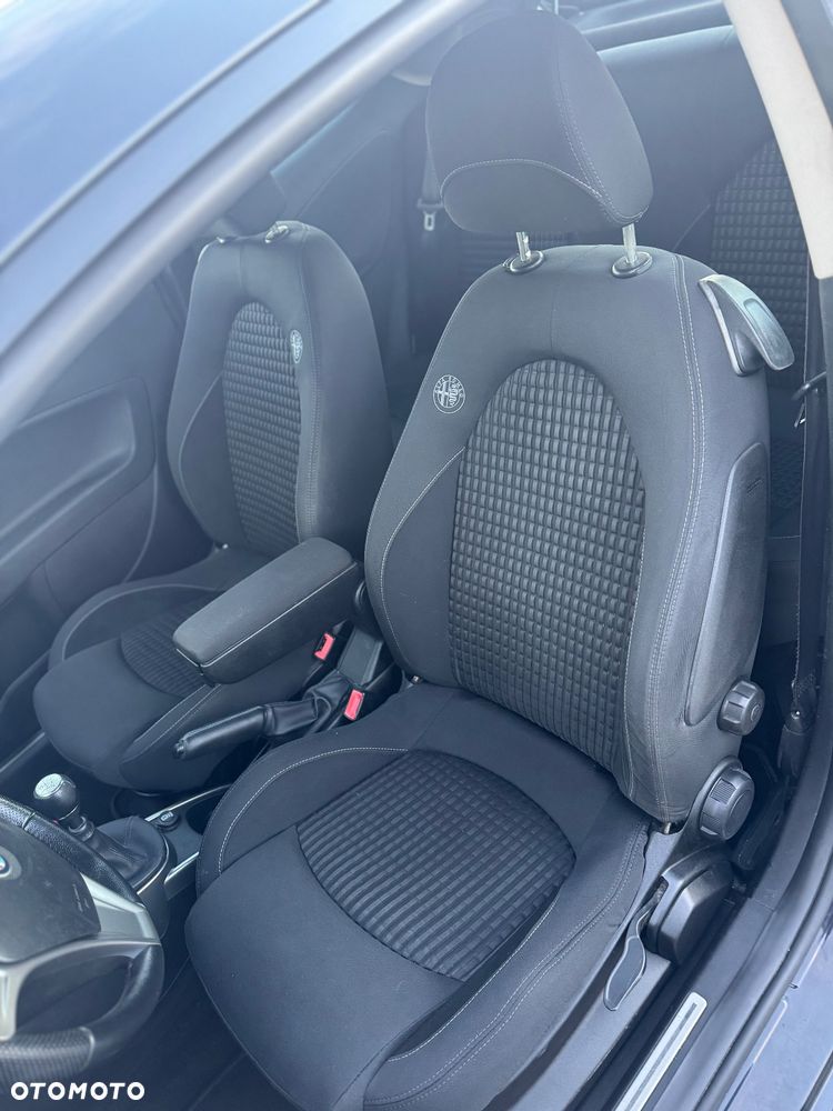 Alfa Romeo Mito 1.4 16V Turismo - 8