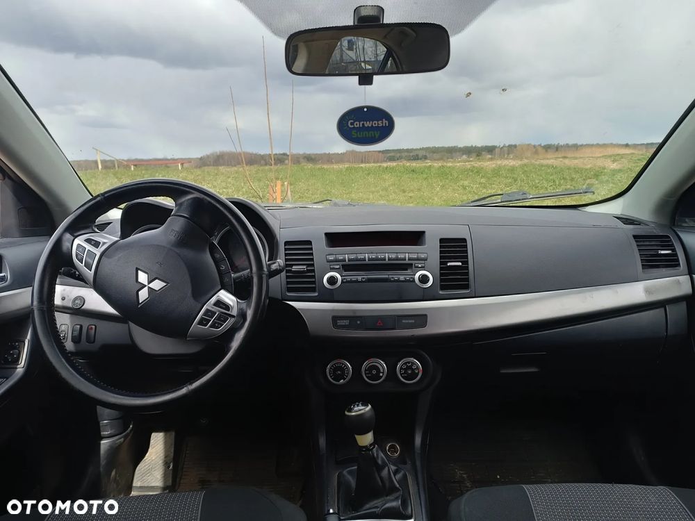 Mitsubishi Lancer 1.8 Inform - 5