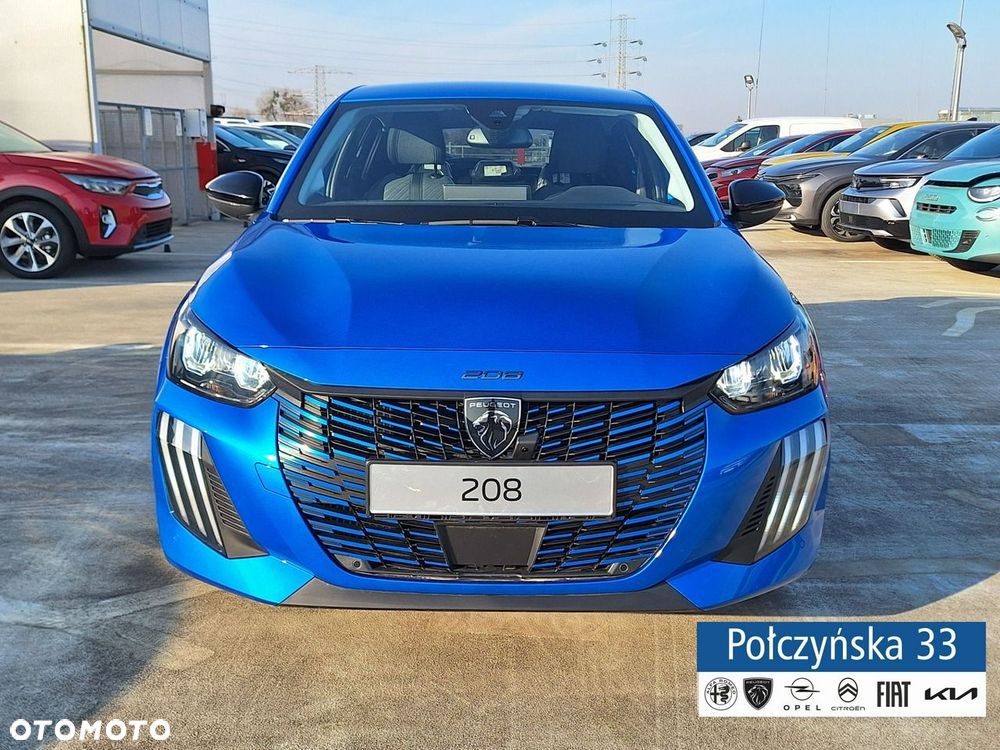Peugeot 208 - 12