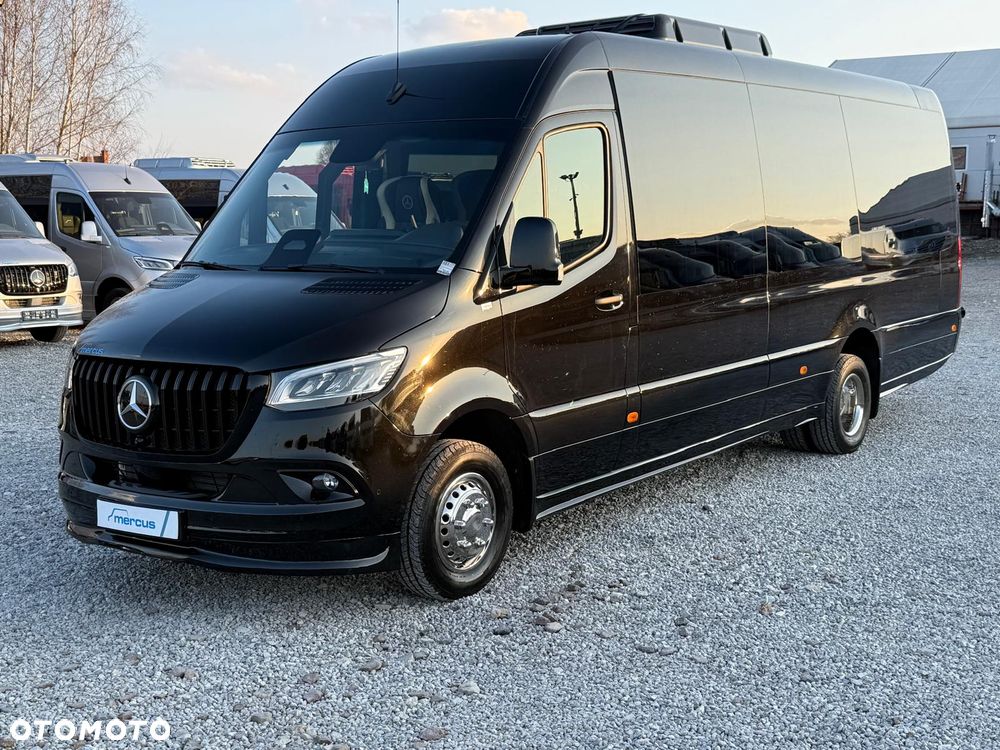 Mercedes-Benz Sprinter 519 - 21