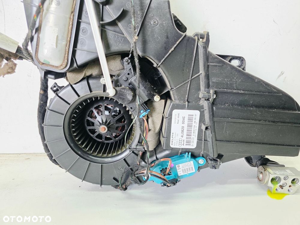 NAGRZEWNICA TYLNA TYŁ AUDI Q7 4L 4L0820004C - 5