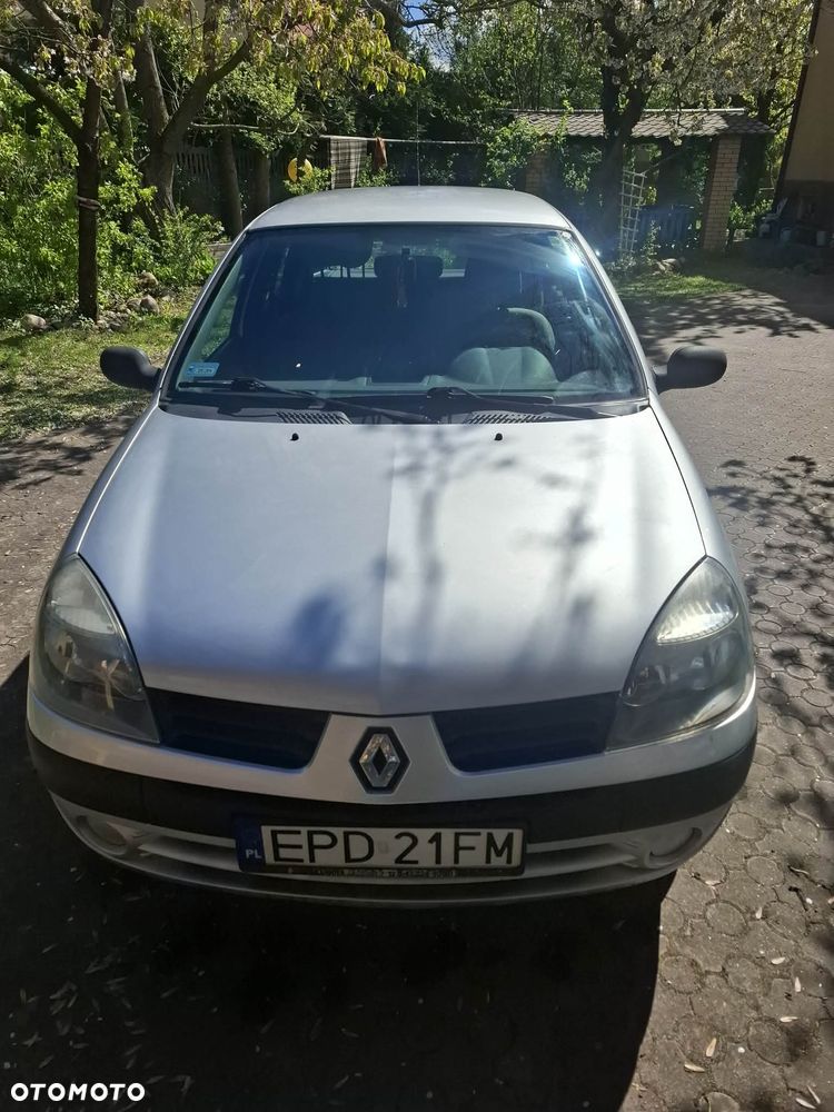 Renault Clio - 1