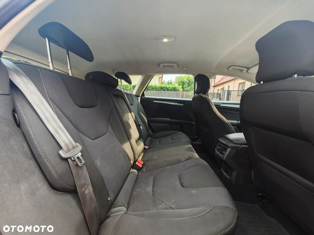 Ford Mondeo 2.0 TDCi Bi-Turbo Titanium PowerShift - 19