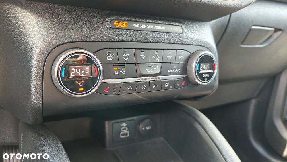 Ford Kuga - 15