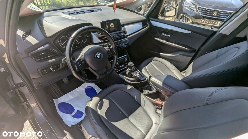 BMW Seria 2 216d Advantage - 15