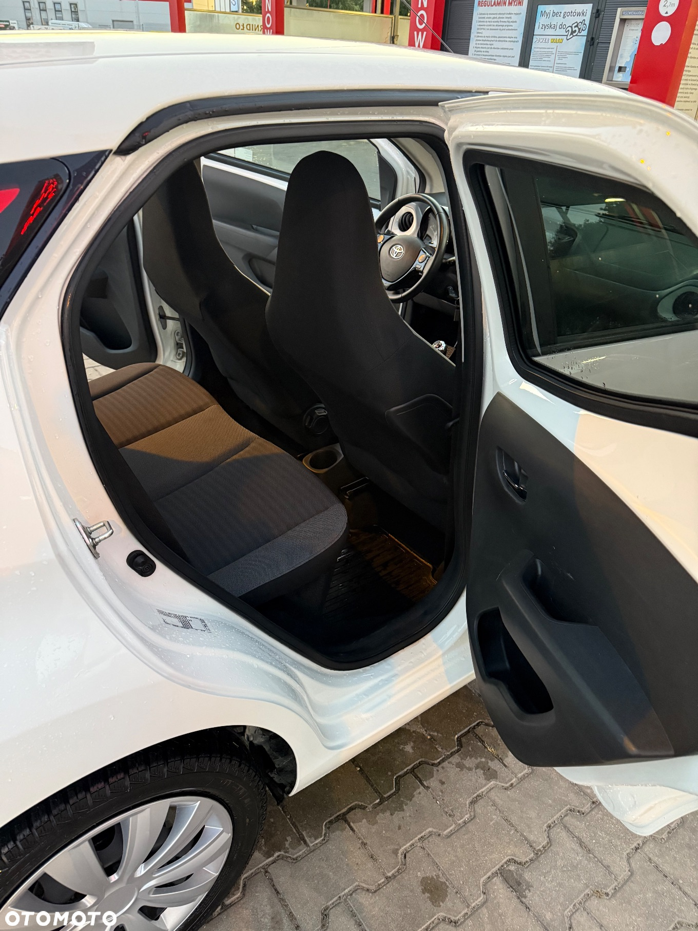 Toyota Aygo - 10